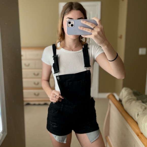 Denim Shorts Overalls - Picture 4 of 4